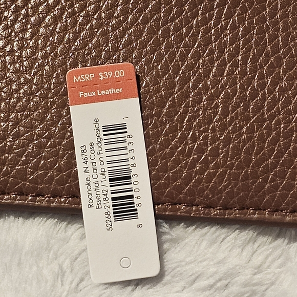 Vera Bradley Tulip on Fudgesicle Brown Faux Leather Card Case - Picture 5 of 5